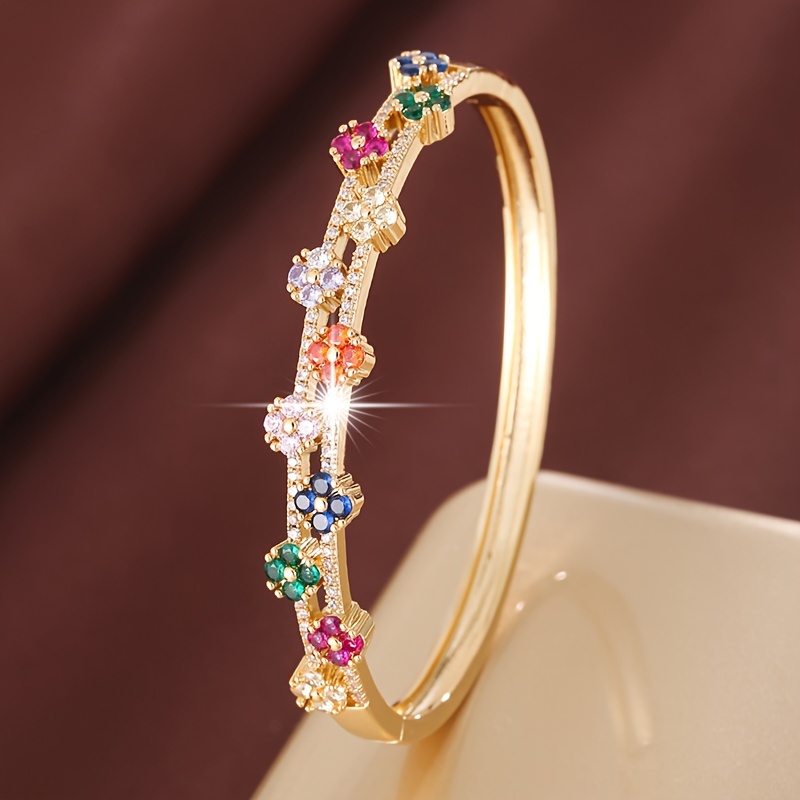 Zirconia Bracelet with Delicate Flower for Women